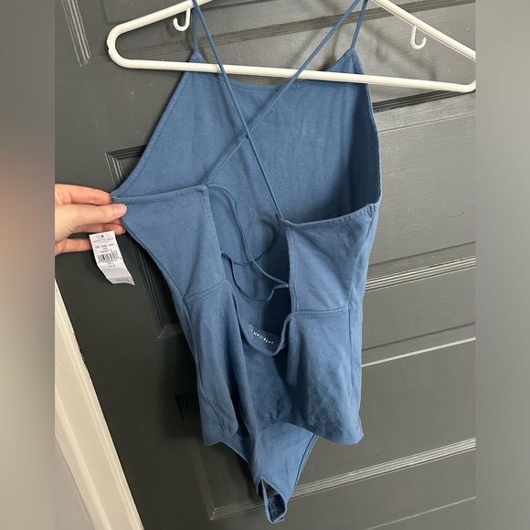 AE open crisscross lace-up back high neck bodysuit - Picture 5 of 7